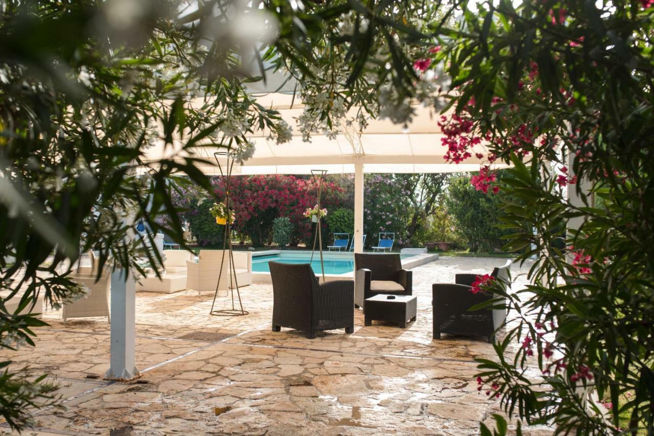 Relais Antiche Saline Hotel Torre Nubia Exterior photo